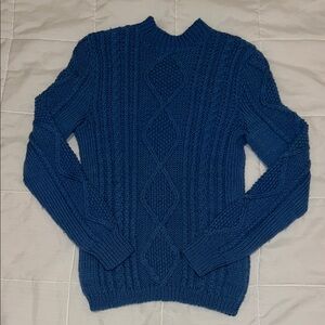 Elegant Blue Cable Knit Crewneck Sweater